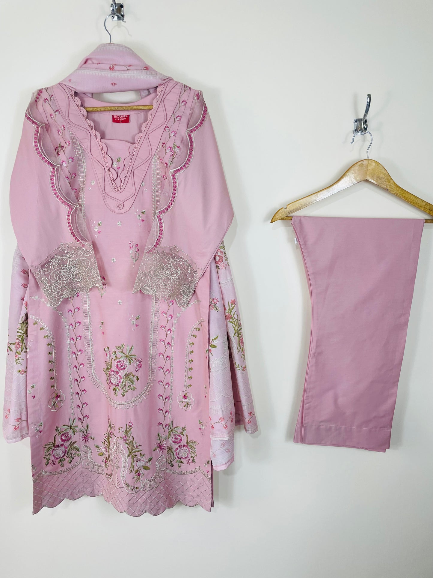Antique Rose 3PC - Embroidered Winter Cotton