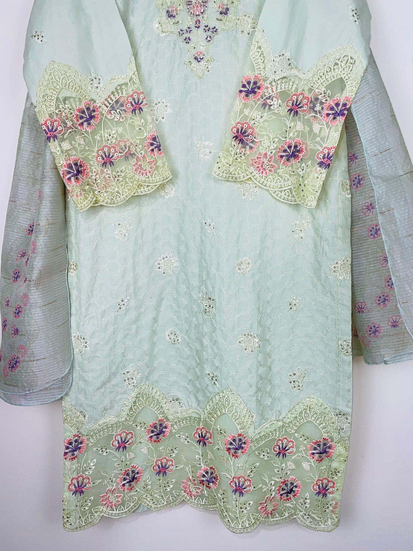Winter Pearl 3PC - Embroidered Winter Cotton