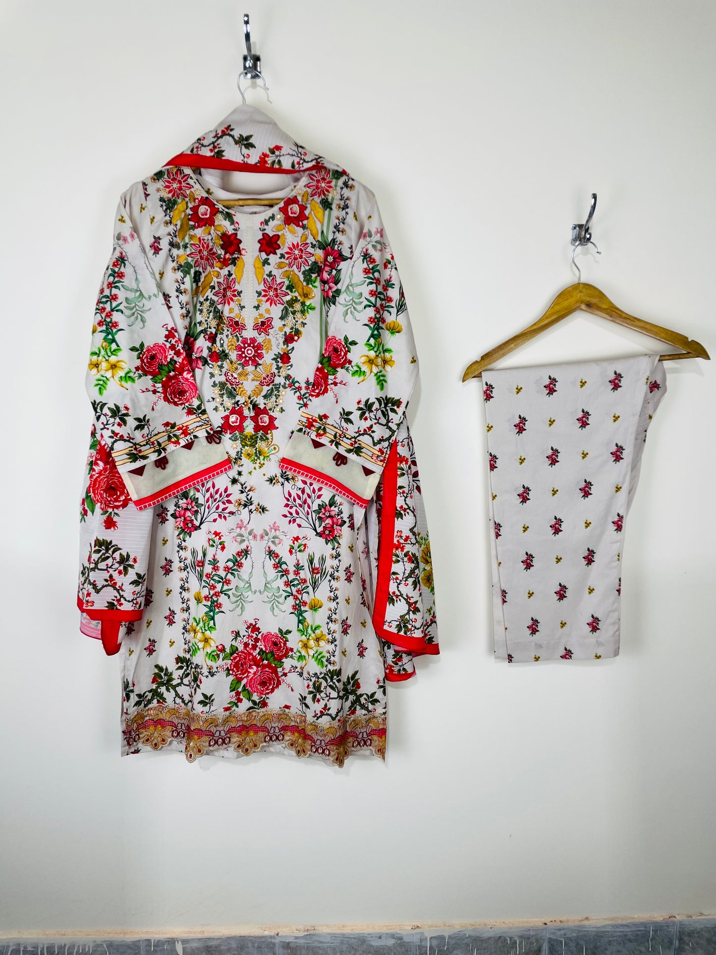 Floral Frost 3PC - Printed Winter Cotton