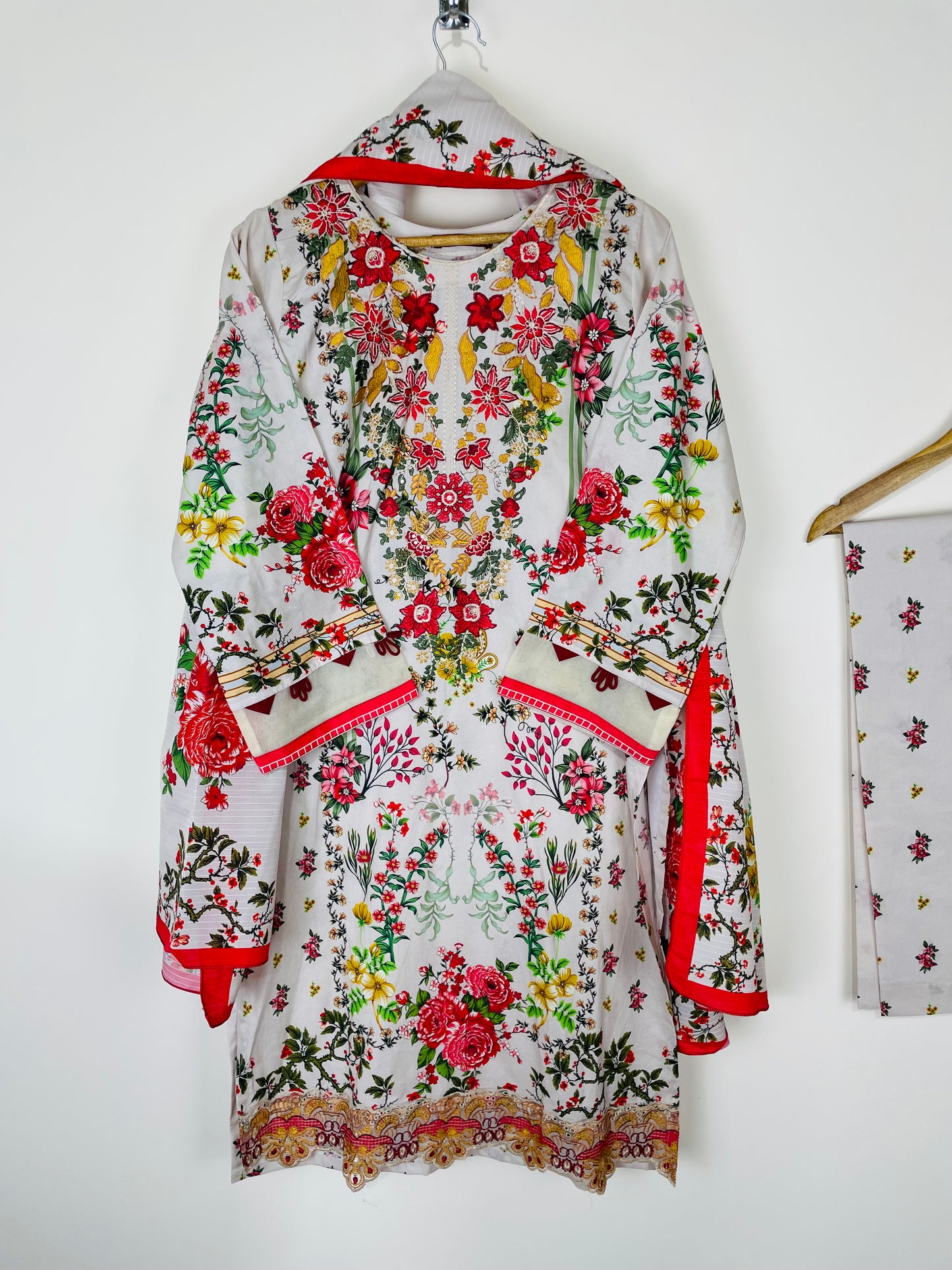 Floral Frost 3PC - Printed Winter Cotton