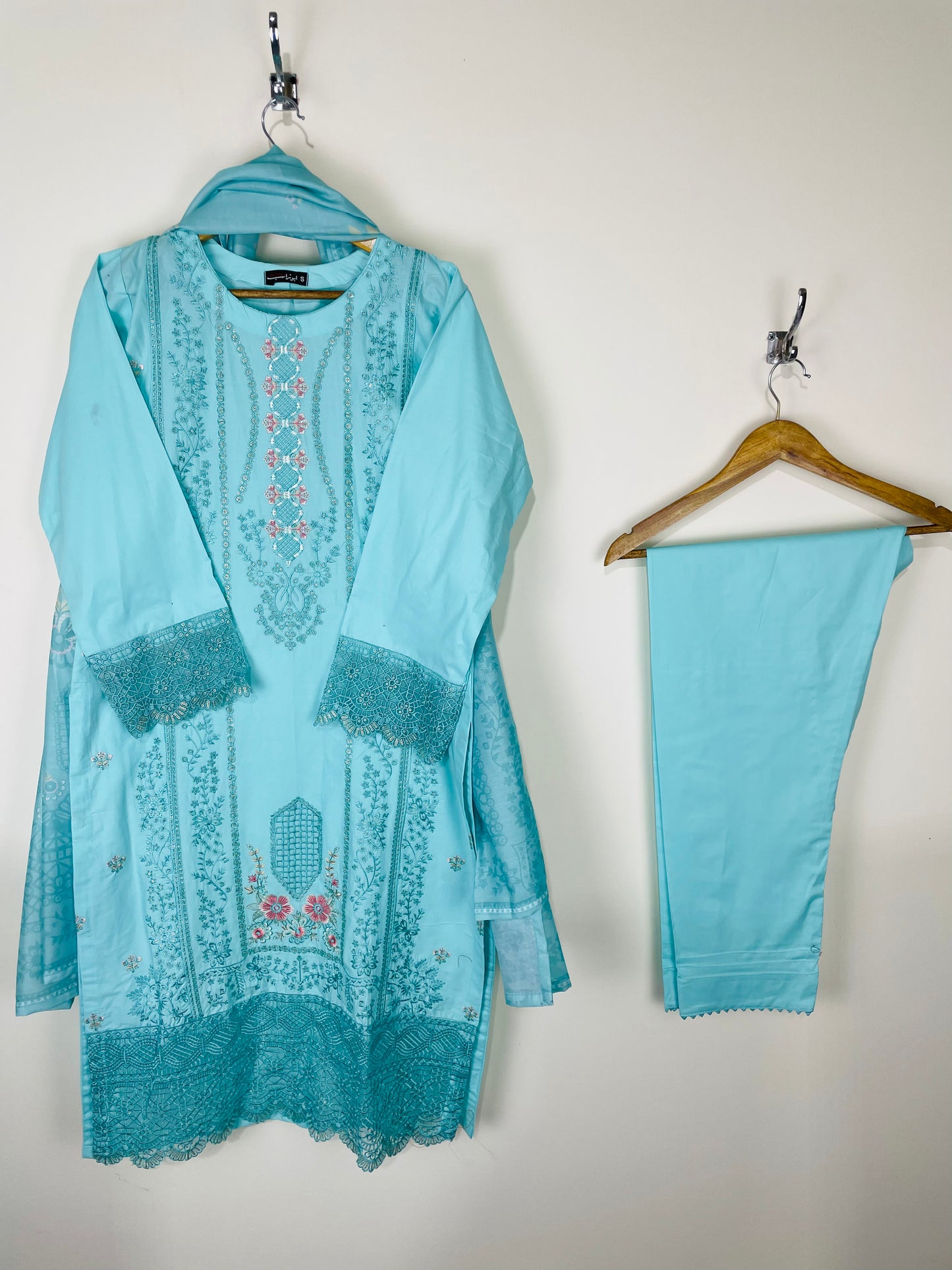 Sky Glaze 3PC - Embroidered Winter Cotton